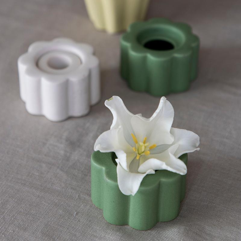 Birgit vase 5 cm olive