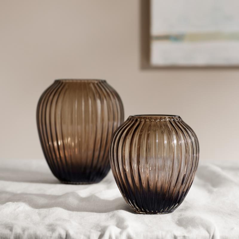 Hammershøi vase 18,5 cm valnøtt