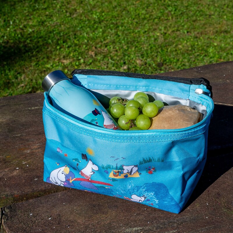 Mummi kjølebag 4,5L playing on the beach lyseblå