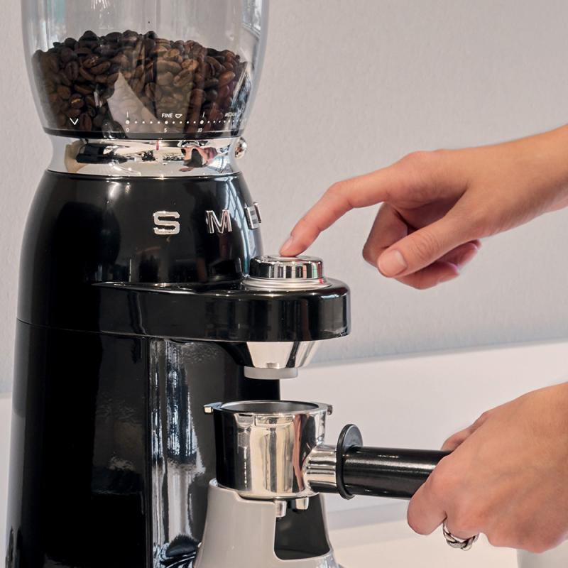 Kaffekvern CGF11 350 g svart