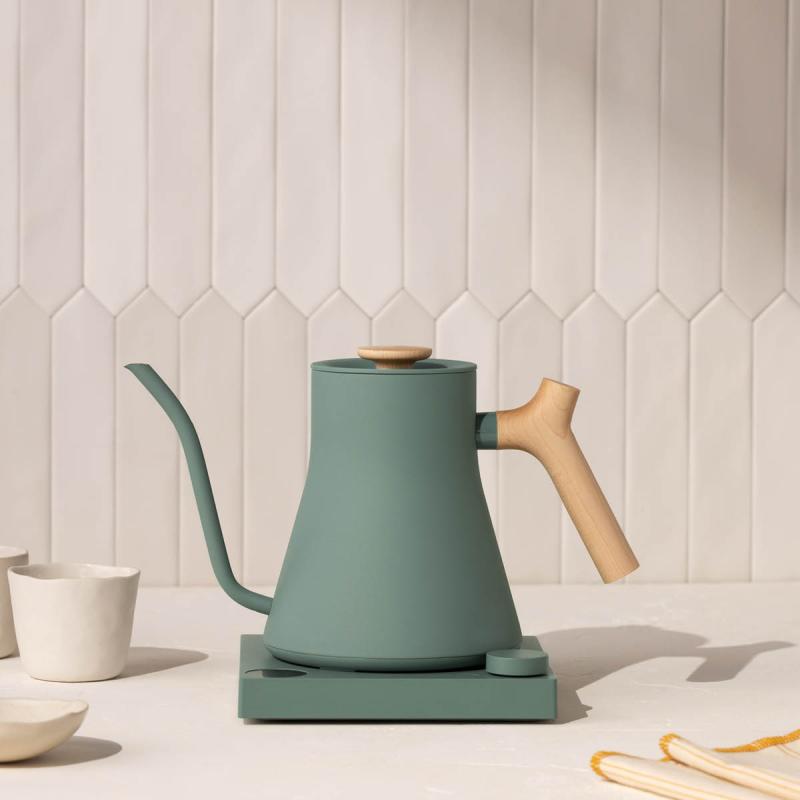 Stagg EKG elektrisk vannkoker 0,9 L smoke green