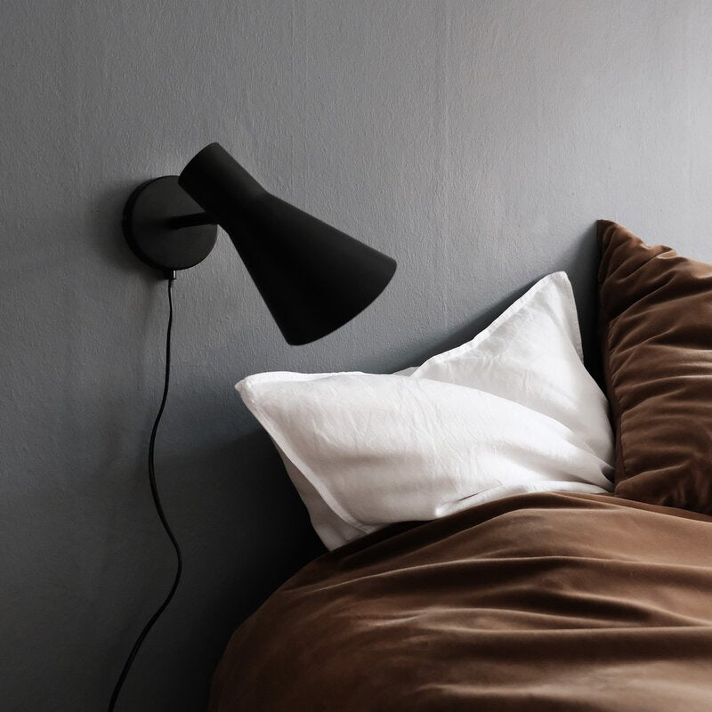 DL12 vegglampe 20 cm svart