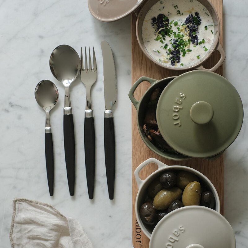 Finse bestikksett 16 deler retro blank/svart