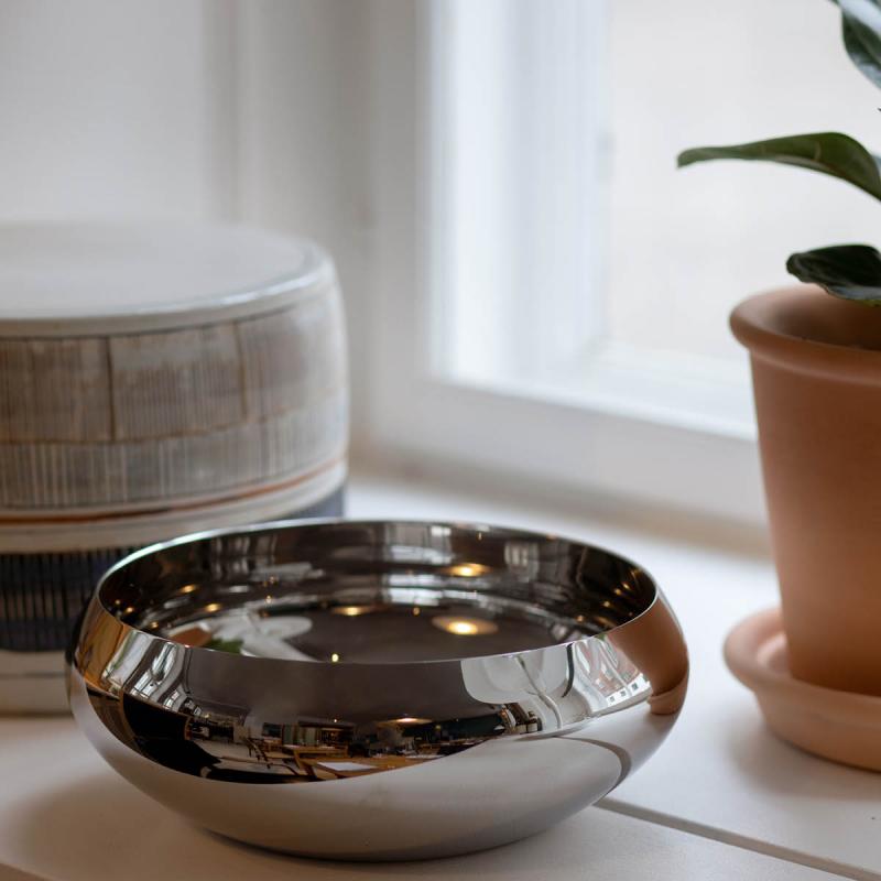 Nest skål 23 cm polert
