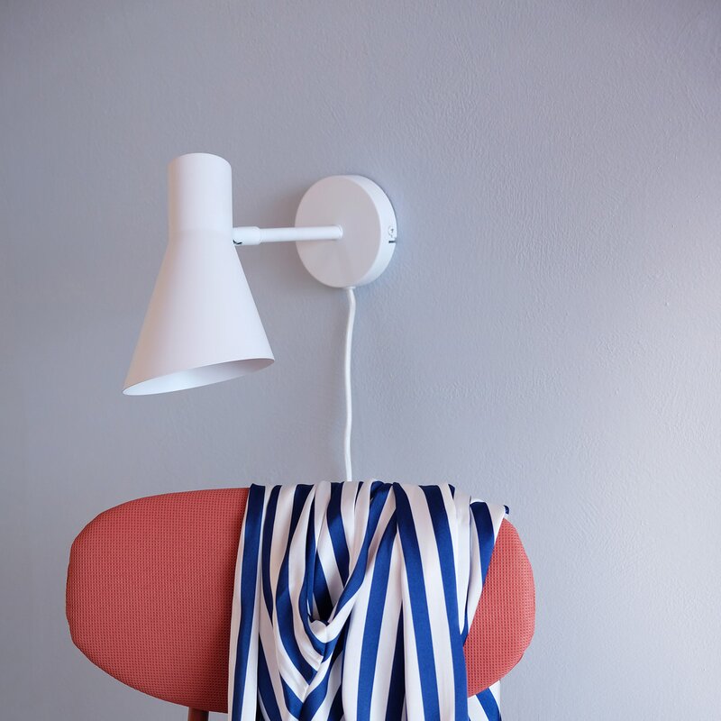 DL12 vegglampe 20 cm hvit