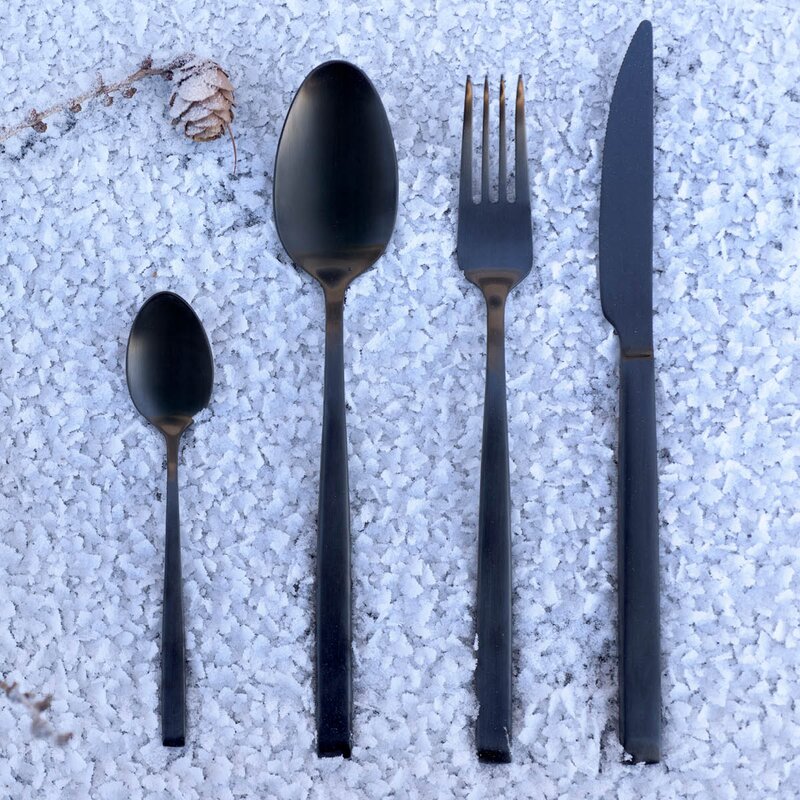 Pure Black bestikksett 24 deler svart