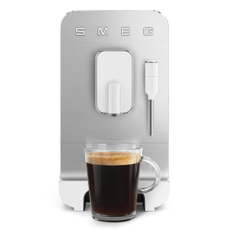 Kaffemaskin BCC12 1,4L m/melkeskummer hvit