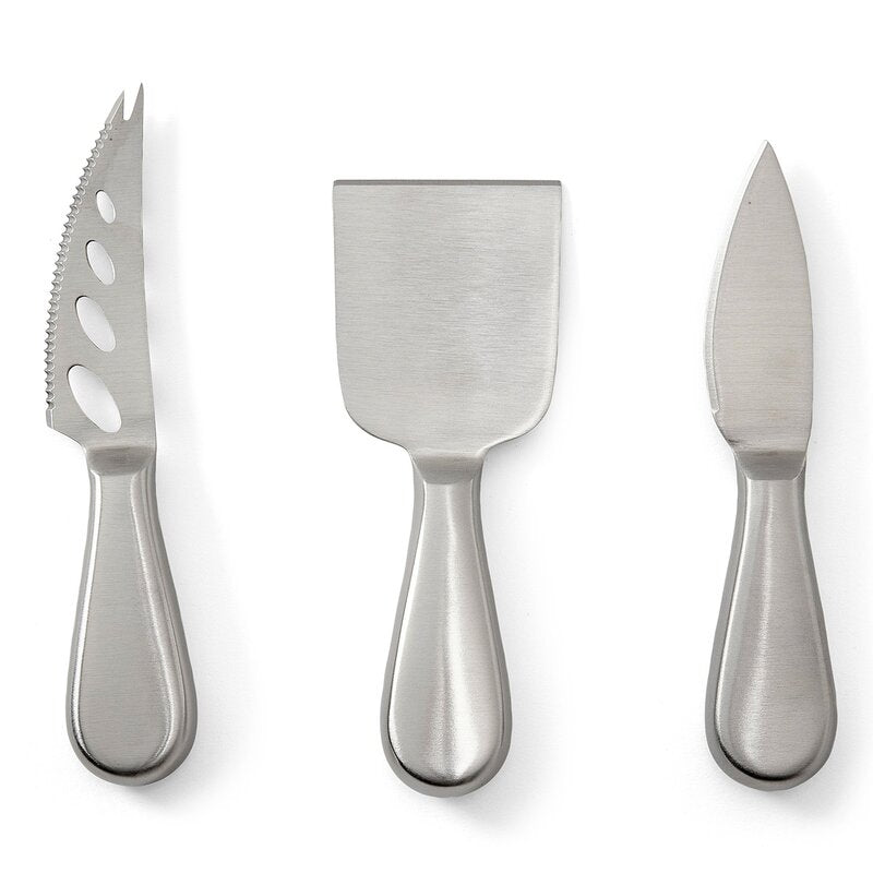 The Essentials ostesett
