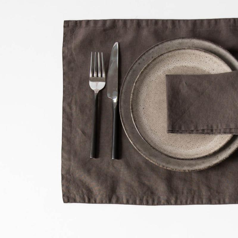 Dekkeunderlag lin 35x50 cm taupe