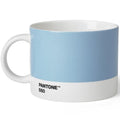 PANTONE tekopp med hank 47,5 cl lys blå