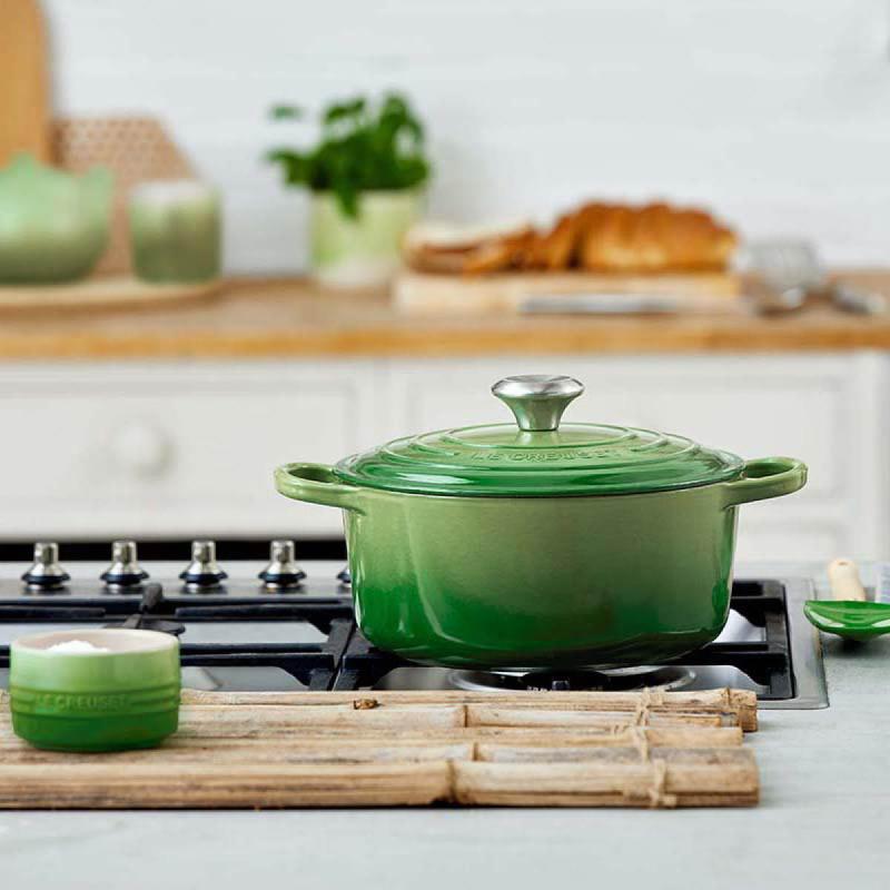 Signature støpejernsgryte rund 24 cm 4,2L bamboo green