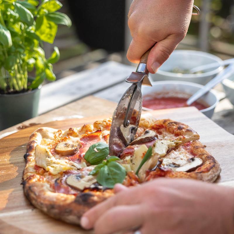 Pizzakutter 25 cm akasie