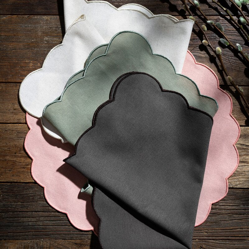 Scallopped dekkebrikke 2 stk 36 cm pudderrosa