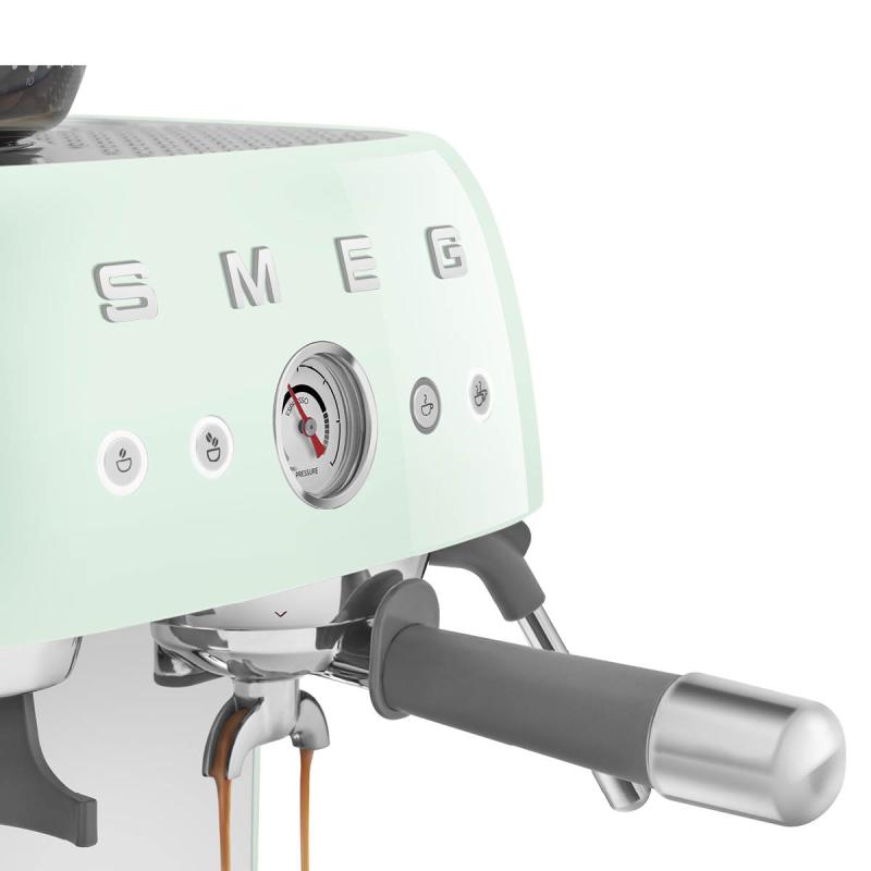 Espressomaskin EGF03 2,4L m/kaffekvern pastell grønn