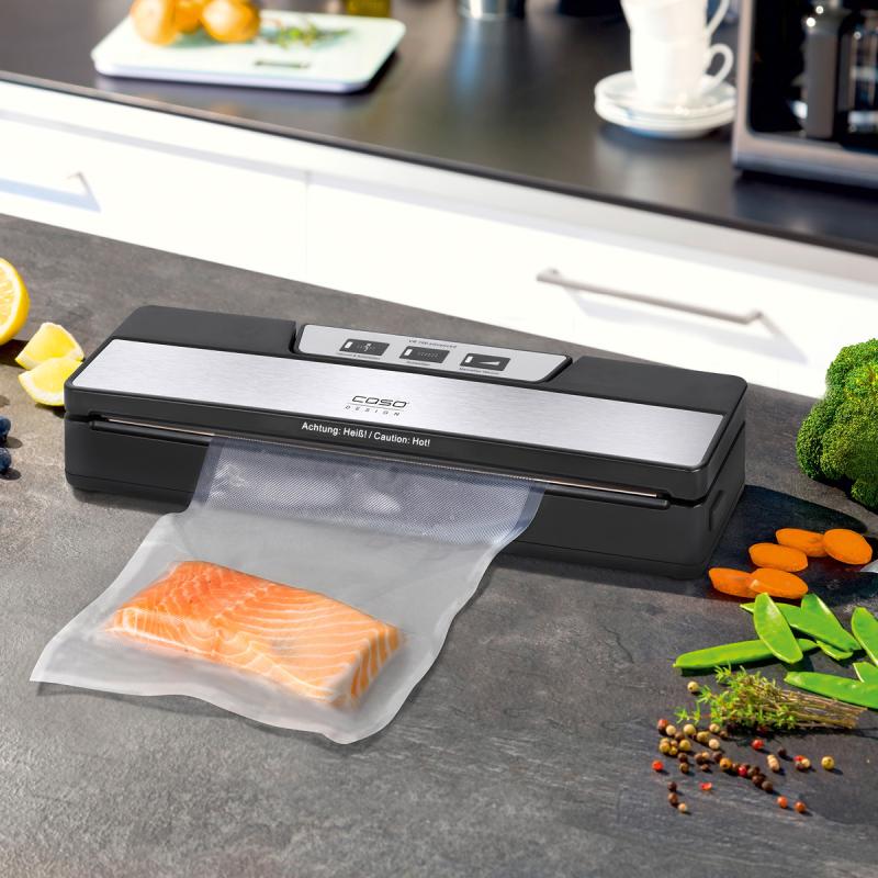 Sous vide pakke med sous vide/vakuummaskin/tillbehør