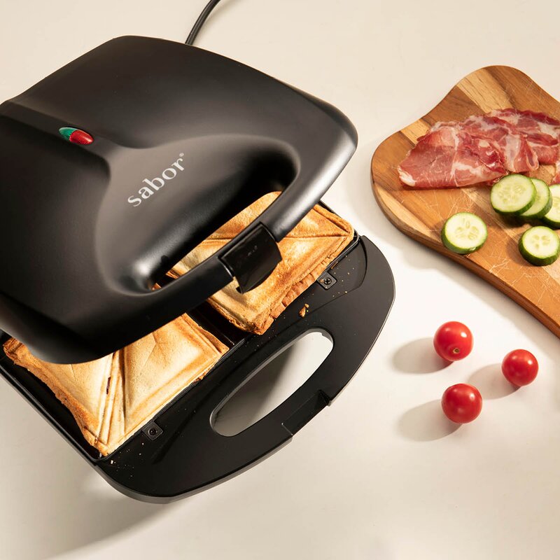 Select toastjern 1200W svart