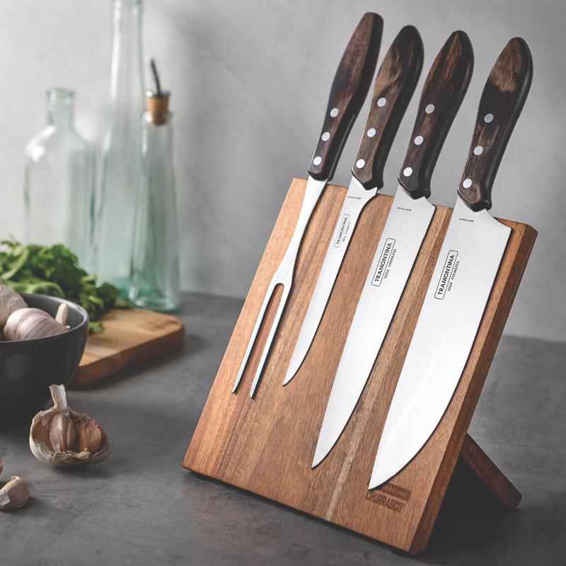 Magnetisk knivholder med kniver brun