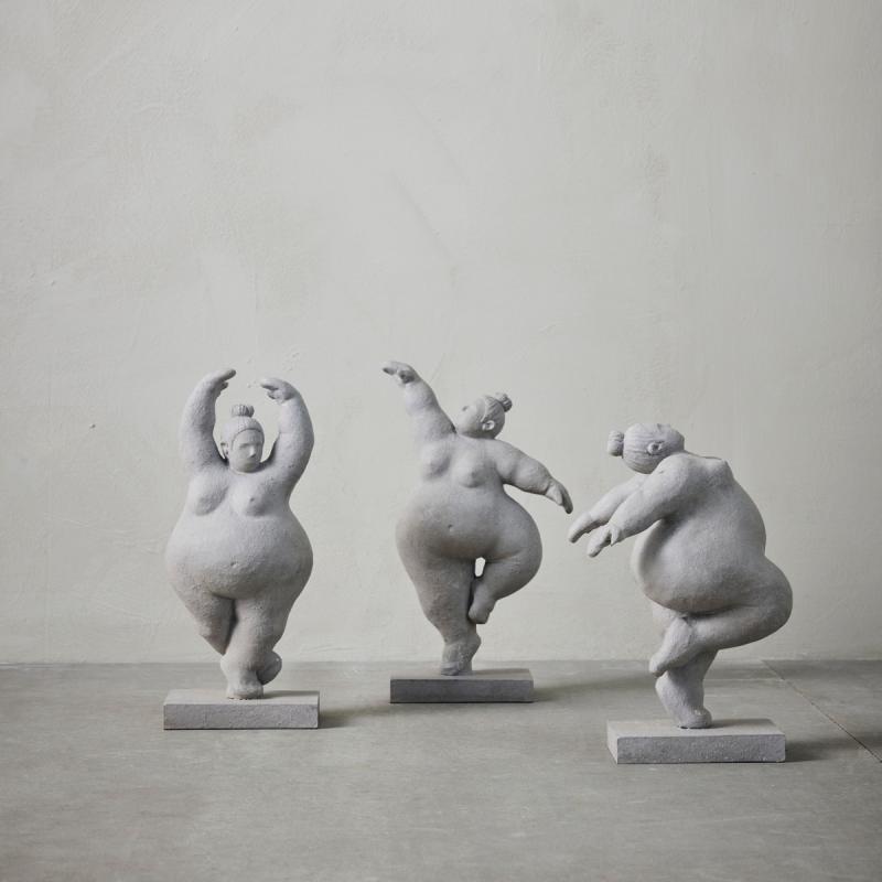 Serafina figur 28,8 cm grå