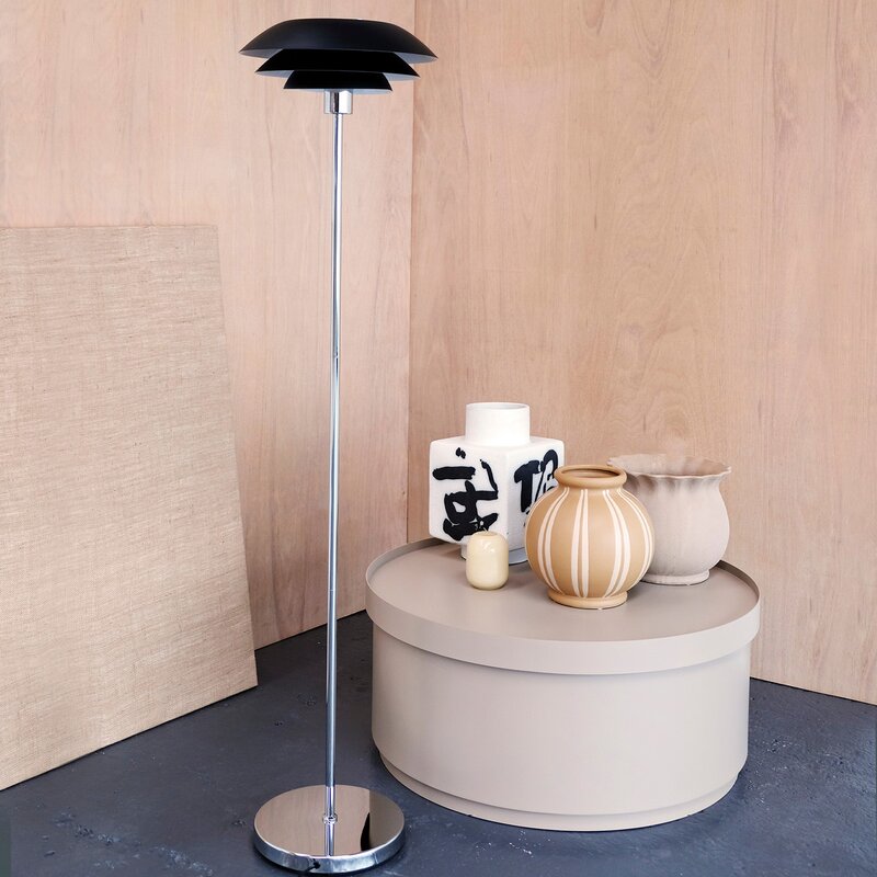 DL31 gulvlampe 133 cm opal glass