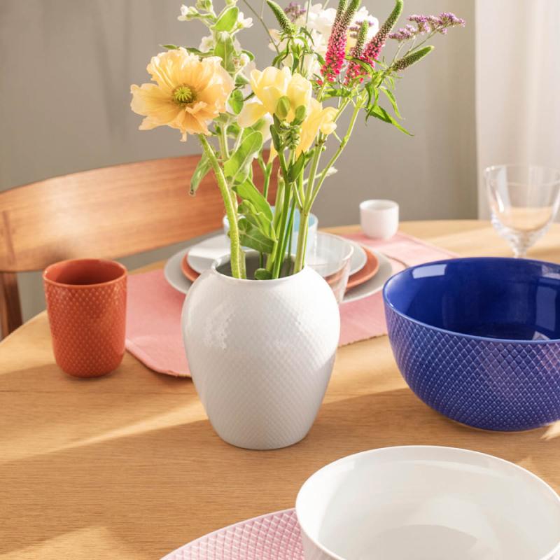 Rhombe vase 25 cm hvit porselen