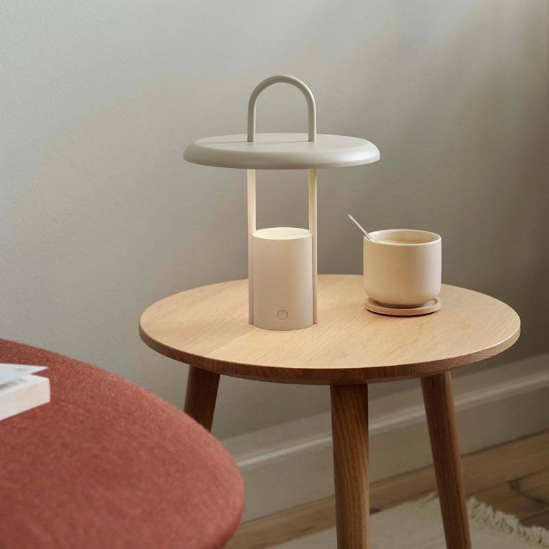 Pier bærbar LED lampe 25 cm sand