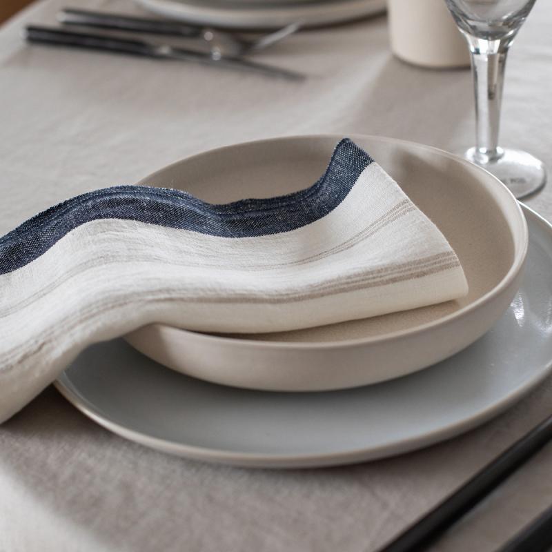 Maya serviett 50x50 cm natural stripe
