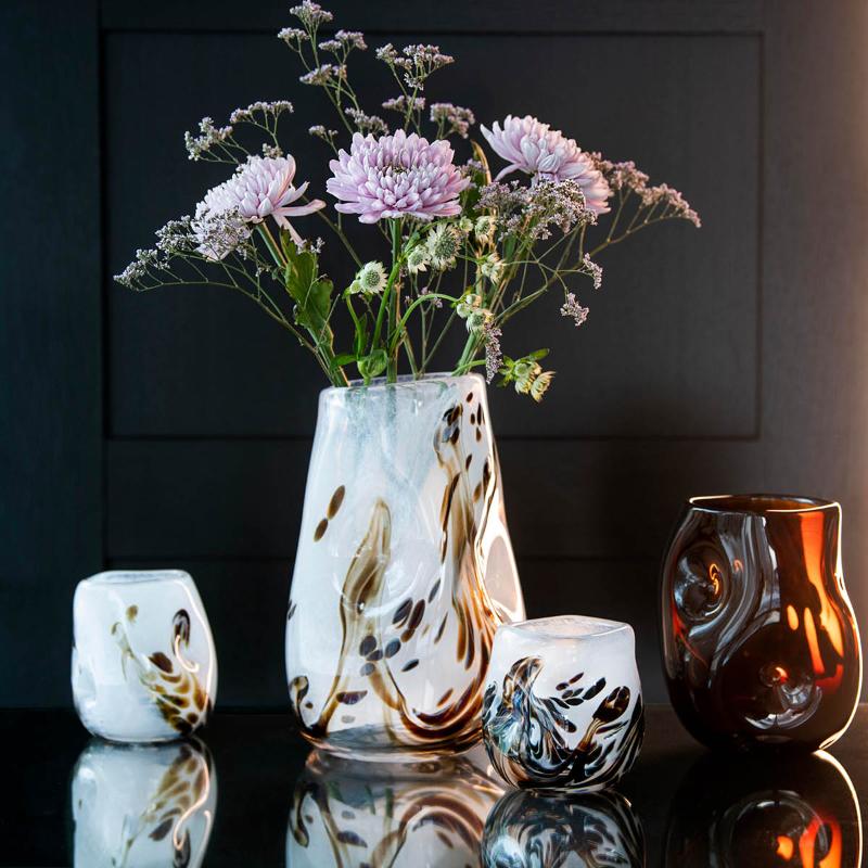 After Rain vase 12 cm hvit m/dekor