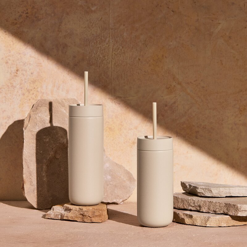 Carter Cold Desert Capsule tumbler med sugerør 590 ml sand dune