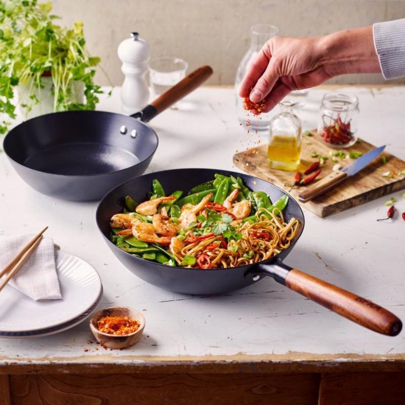 Mandala wok 24 cm svart