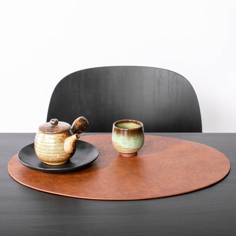 Troja dekkebrikke 45x33 cm oval karamell