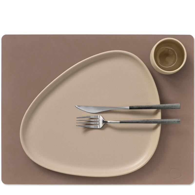 Square Nupo spisebrikke L 35x45 cm truffle