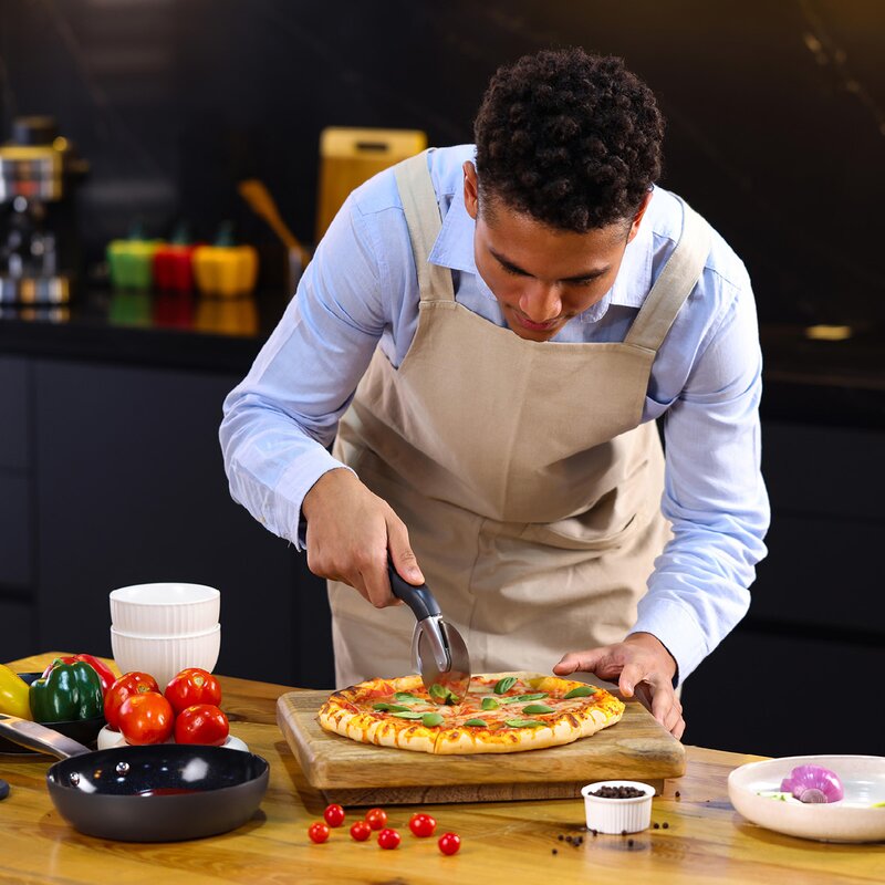 Cutting pizzahjul grå