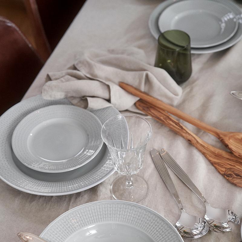Swedish Grace  tallerken 21 cm tåke