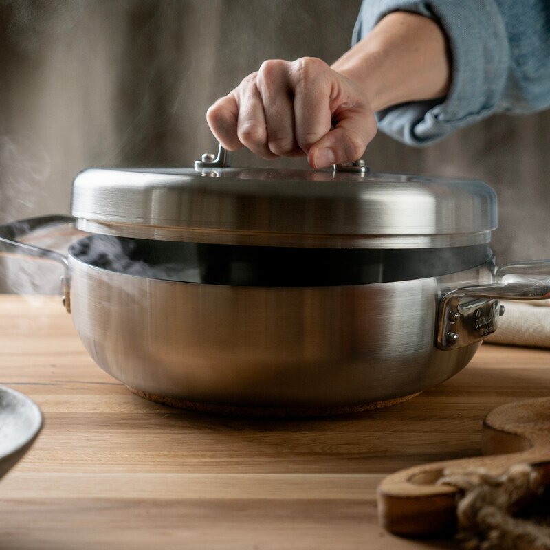 Sautépanne med lokk 24 cm urban rustfritt stål