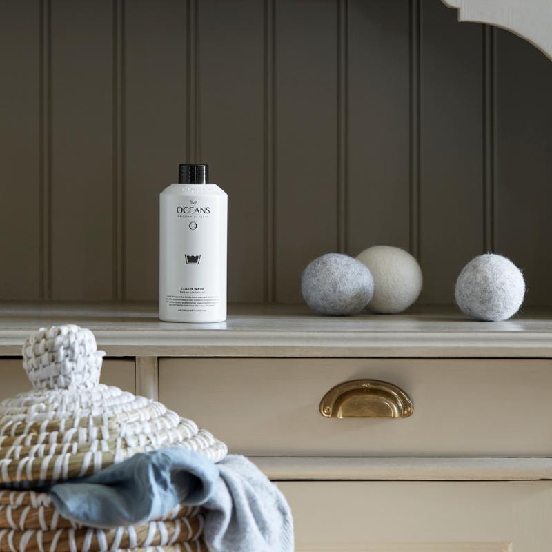 Vaskemiddel til farget tøy 50 cl rain on sandalwood