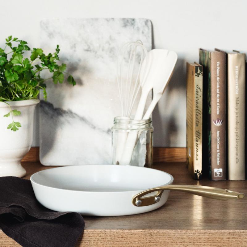 Royal Pearl stekepanne 24 cm hvit
