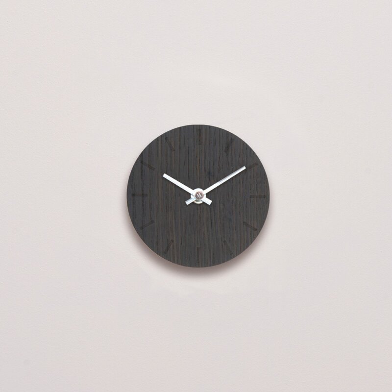 Dark Oak klokke 12 cm mørk eik m/sølv viser