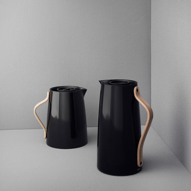 Emma termokanne kaffe 1,2L svart/bøk