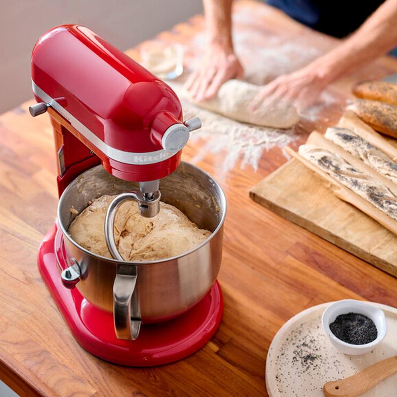Artisan kjøkkenmaskin med bolleløft 5KSM70SHXEER 6,6L rød