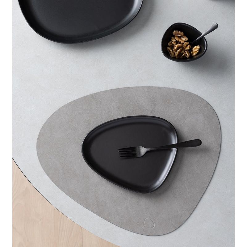 Curve Stoneware frokosttallerken 22x19 cm svart