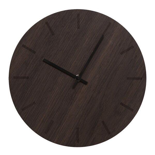 Dark Oak veggklokke 28 cm mørk eik m/svart viser