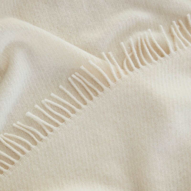 Falketind ullpledd 120x180 cm offwhite