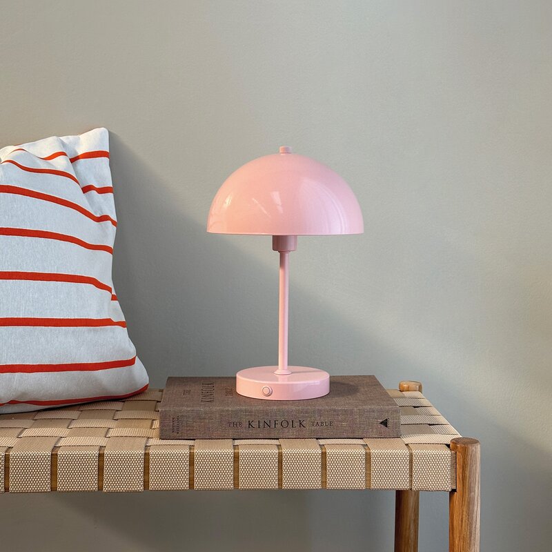 Stockholm portable bordlampe version 2 30 cm lyserød