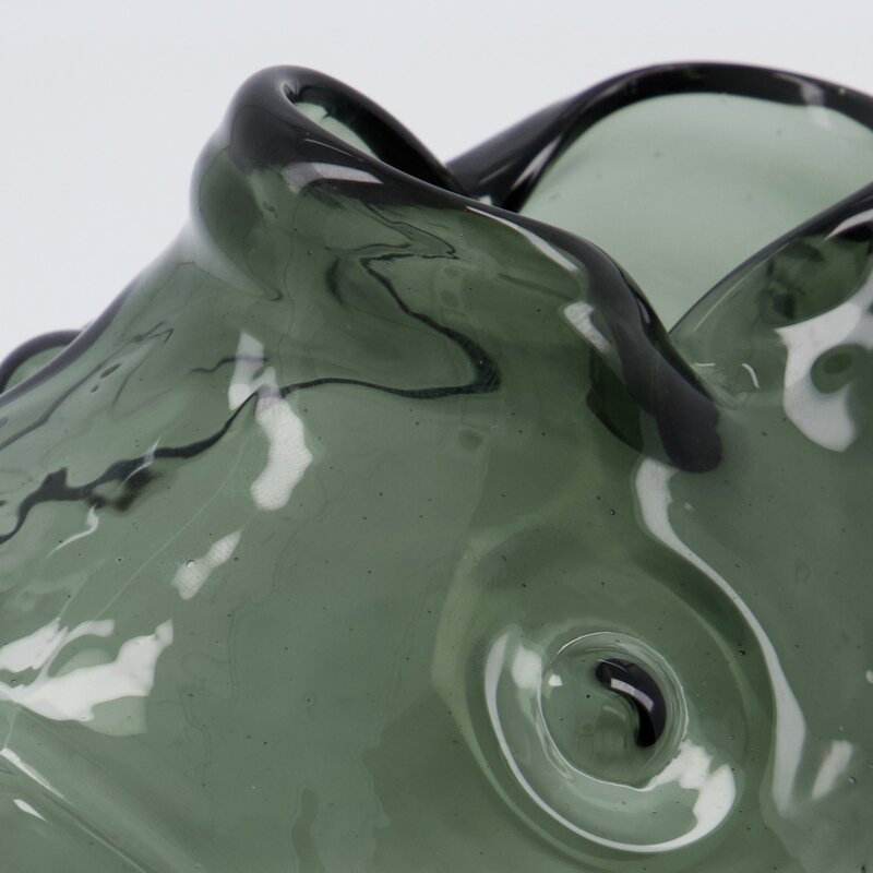 Fish vase 17,5 cm røkt grå