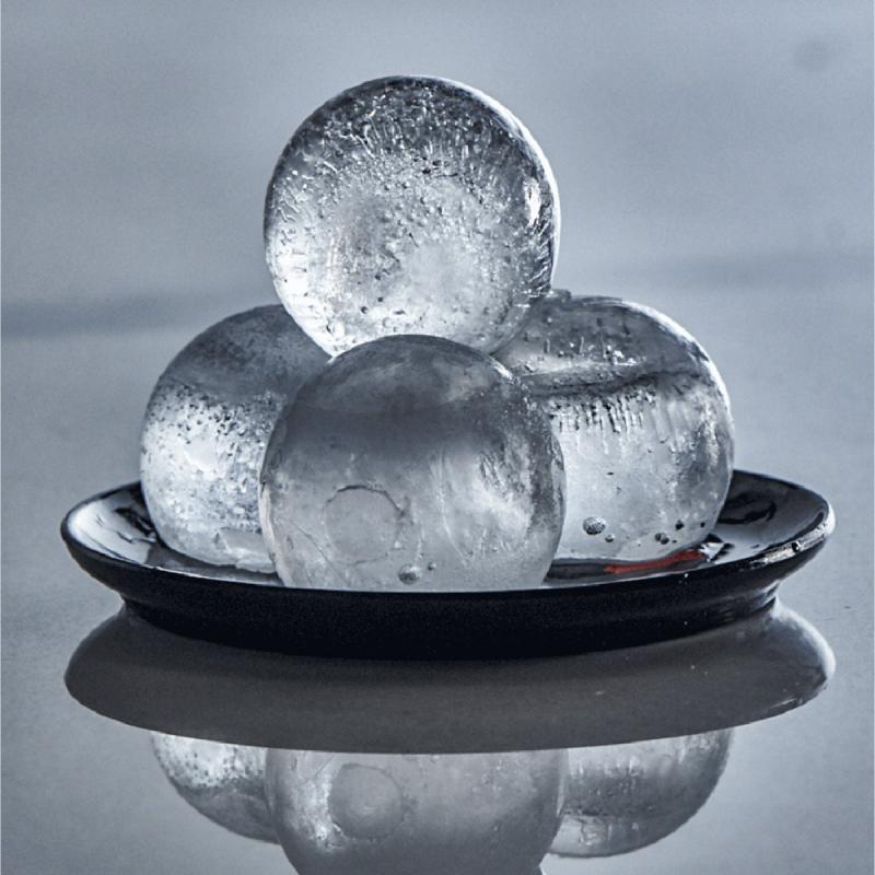 Isbitform kuler m/ lokk 3 cm svart