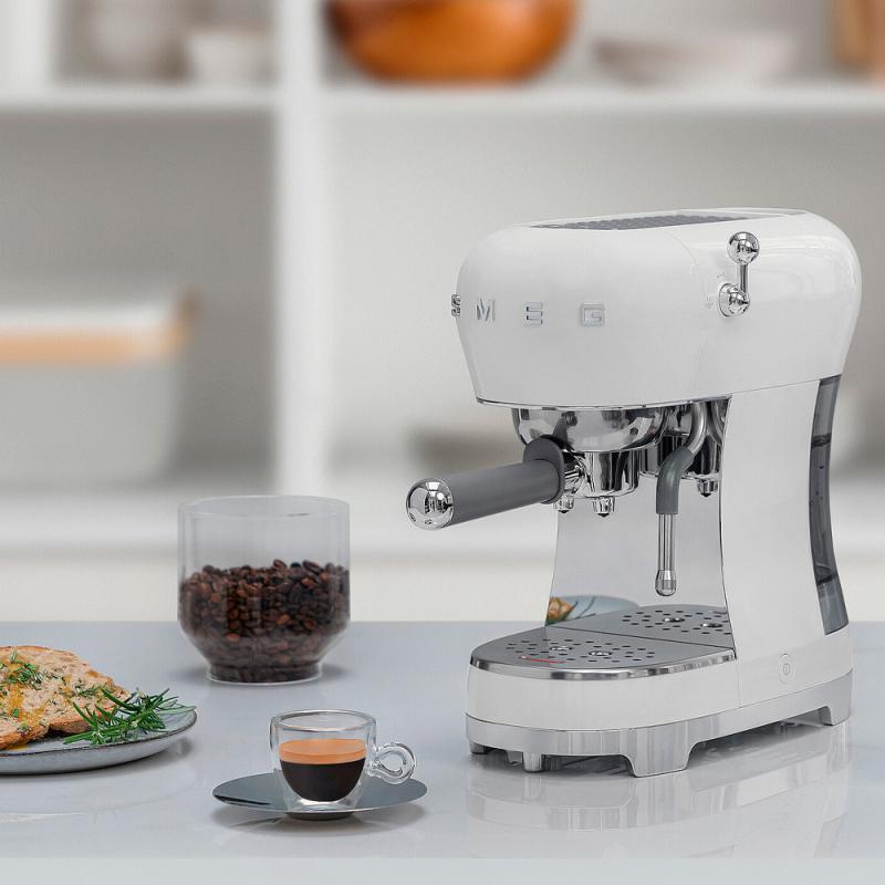 Espressomaskin ECF02 1 L hvit