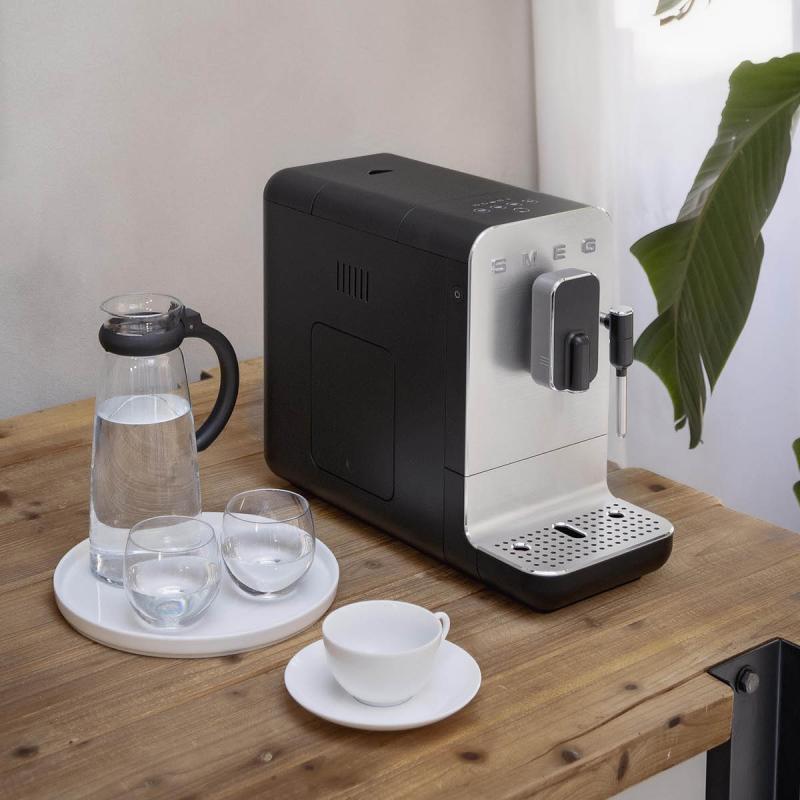 Kaffemaskin BCC12 1,4L m/melkeskummer svart
