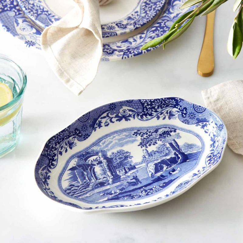 Blue Italian oval tallerken 21 cm blå/hvit