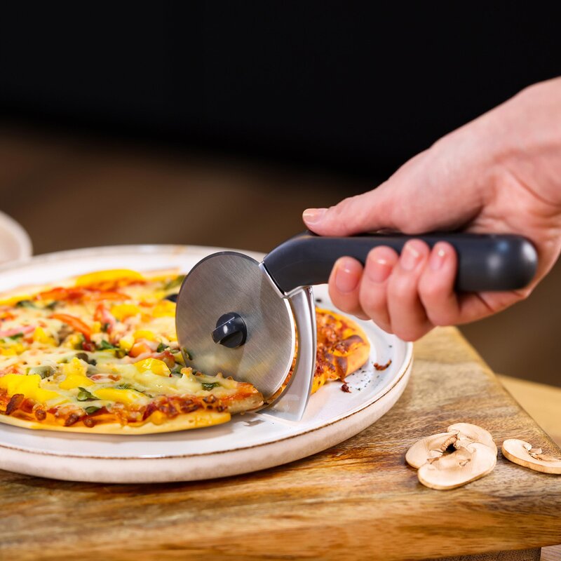 Cutting pizzahjul grå