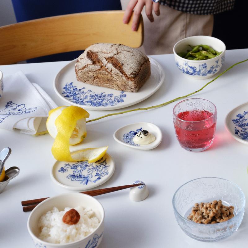 Haru minitallerken 12 cm mummi hvit/blå